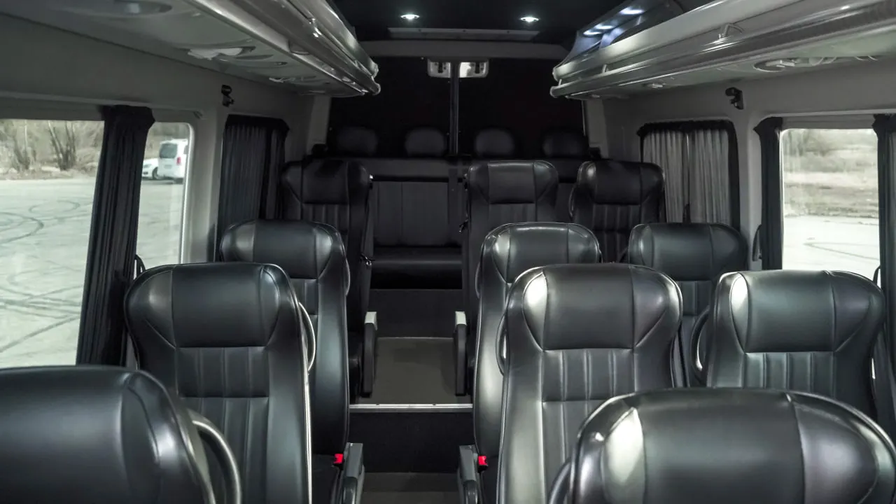 Реальне фото автомобіля або салону InterTransAuto