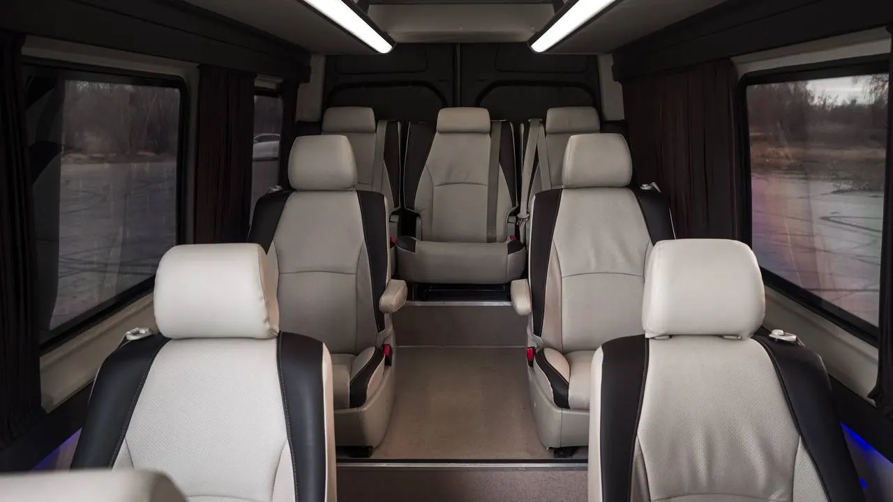 Реальне фото автомобіля або салону InterTransAuto